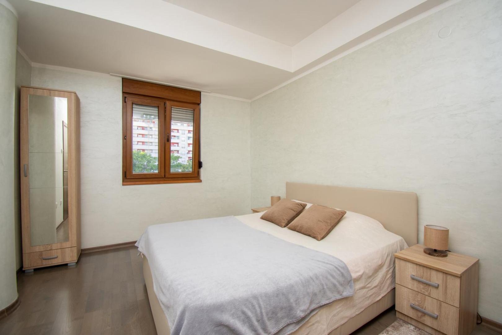 Maxim Compass Apartment Podgorica Extérieur photo
